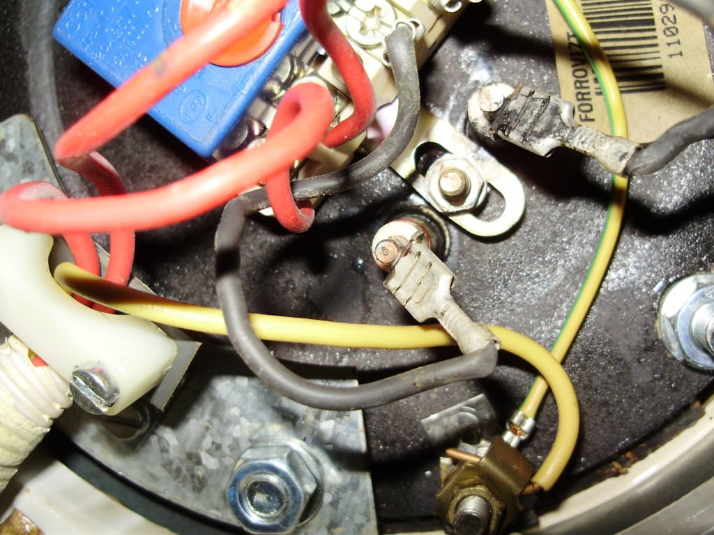 Chauffe-eau qui disjoncte