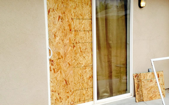 Fermeture provisoire de porte suite à un vandalisme