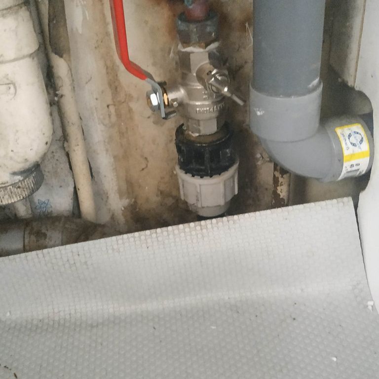 Fuite sur robinet d'arrêt